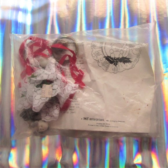 diy 1980s vintage 4 christmas ornaments lot set teddy bears holly - Picture 1 of 3